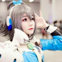 cosplayer